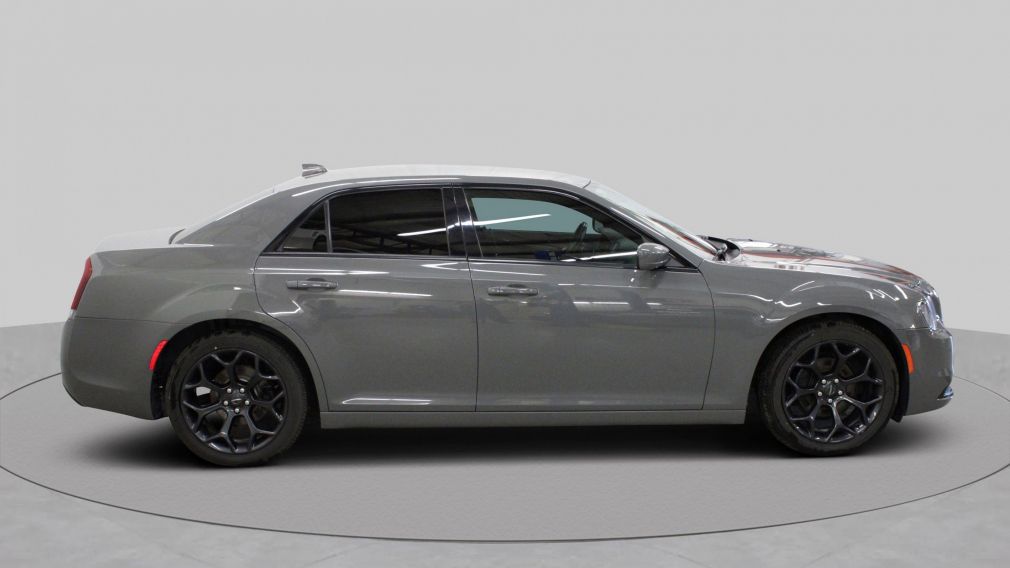 2018 Chrysler 300 300S #4