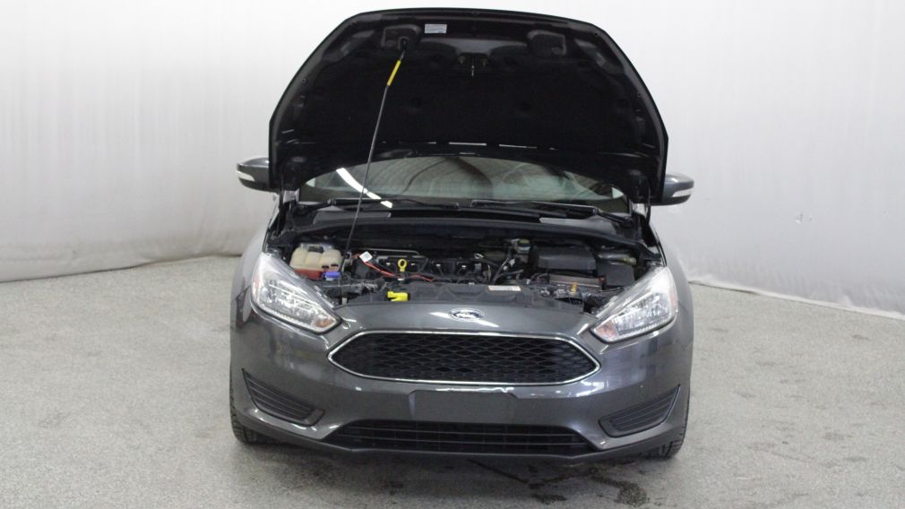 2016 Ford Focus SE #26