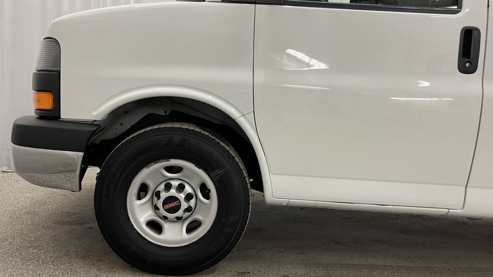 2019 GMC Savana RWD 2500 135" #23