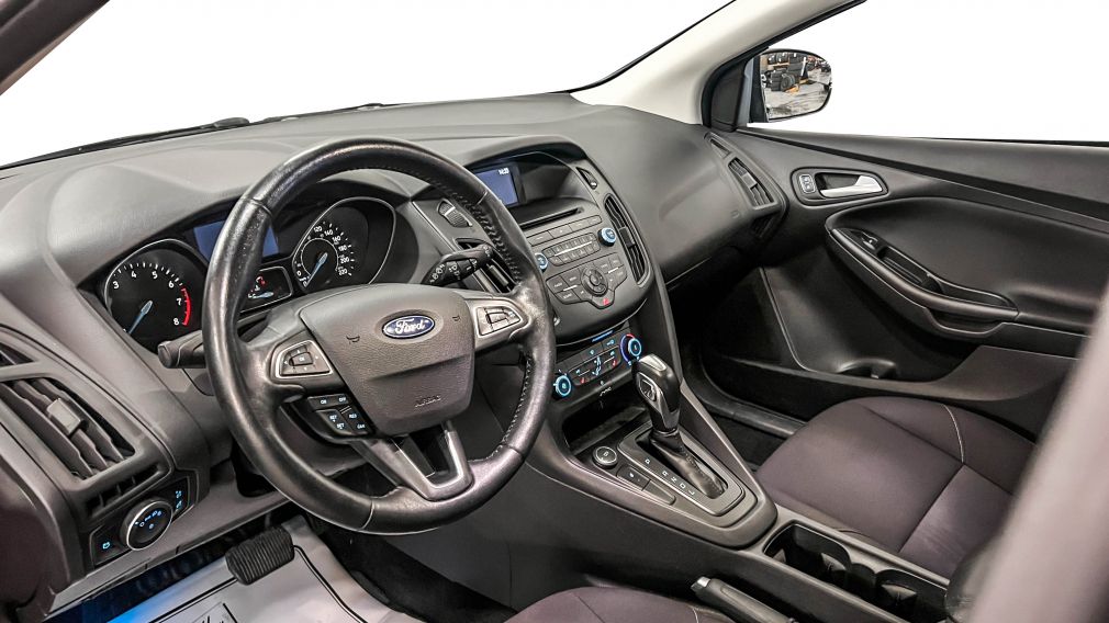 2015 Ford Focus SE #10