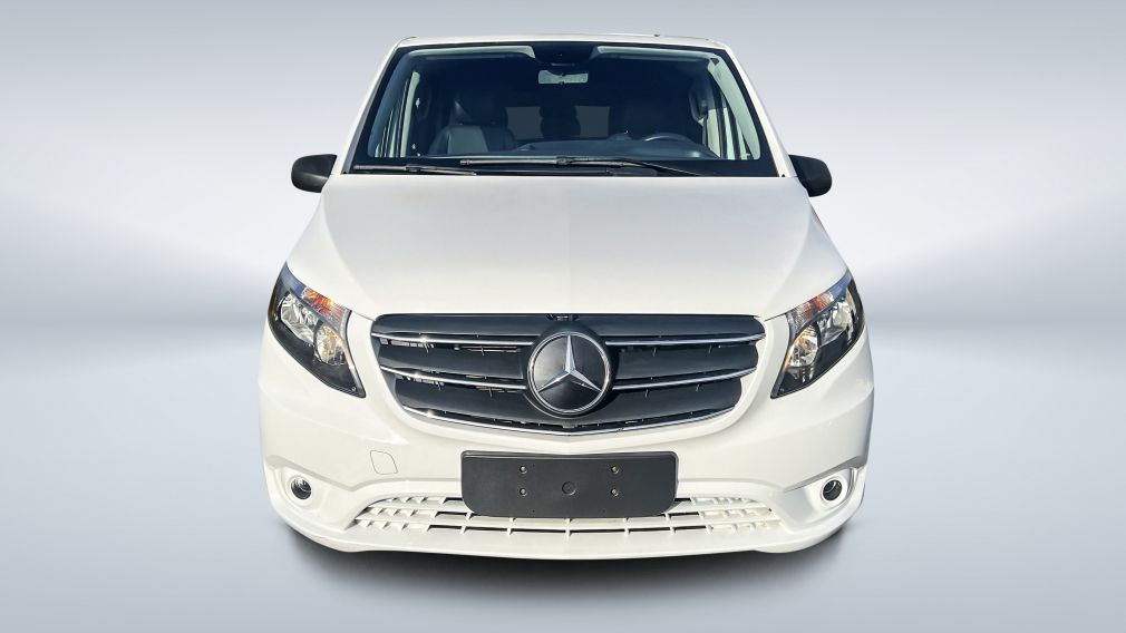 2022 Mercedes Benz Metris — photo 2