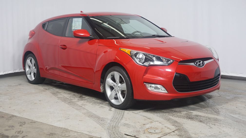 2013 Hyundai Veloster w/Tech #0