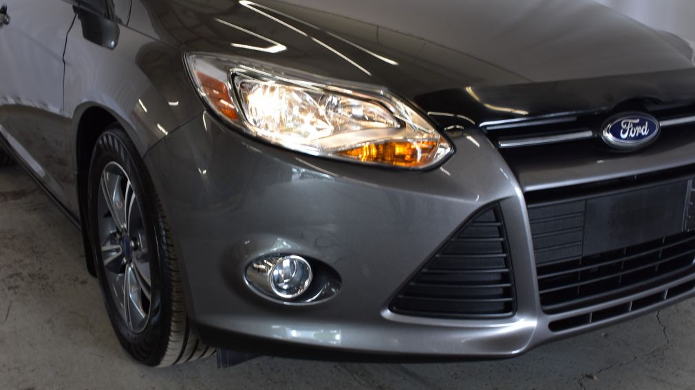 2014 Ford Focus SE #16