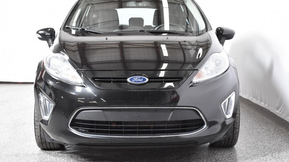 2011 Ford Fiesta SES #2