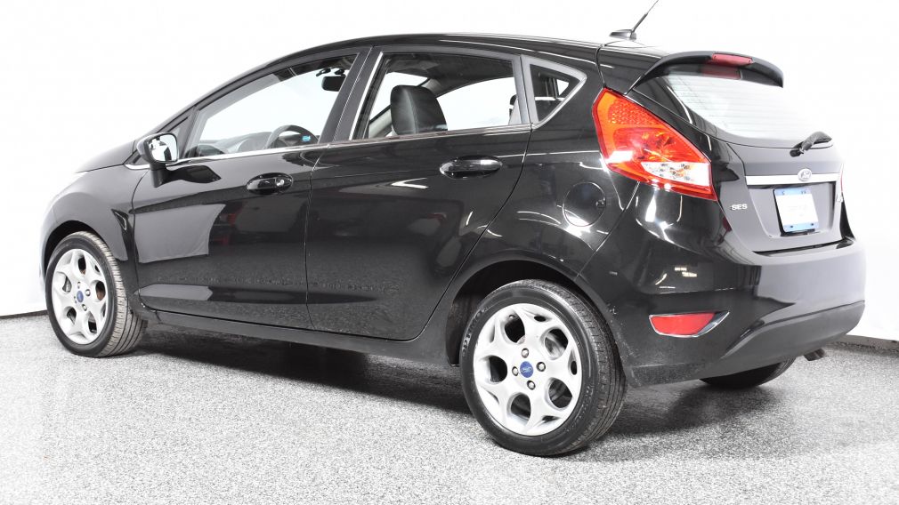 2011 Ford Fiesta SES #4