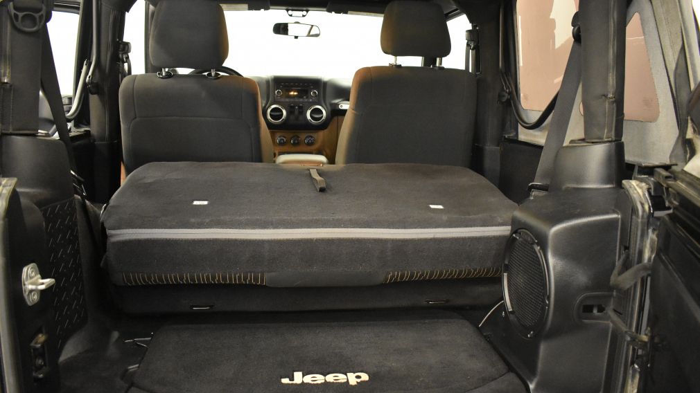 2012 Jeep Wrangler Sahara #17