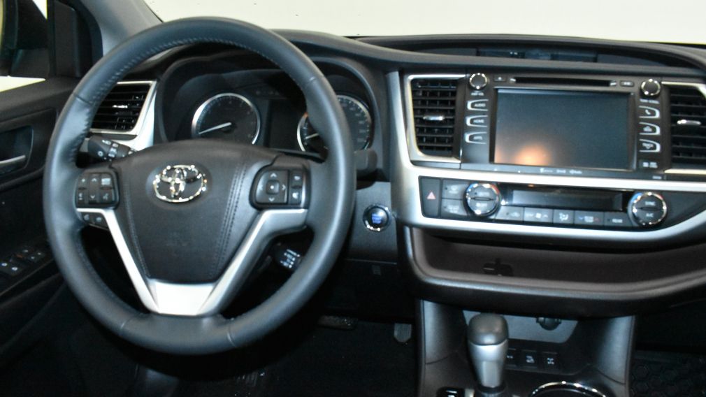 2016 Toyota Highlander XLE #18