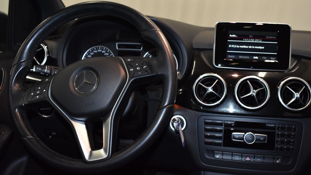 2014 Mercedes Benz B200 B 250 Sports Touring toit pano #14
