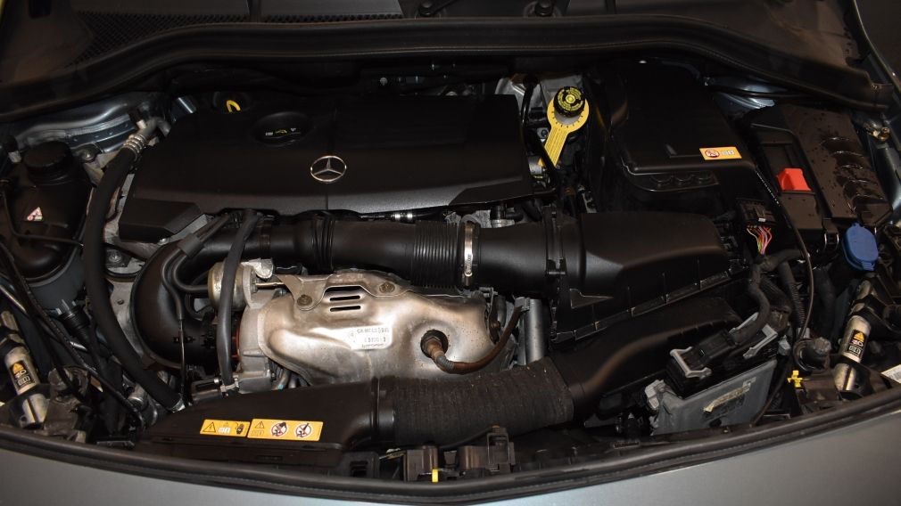 2014 Mercedes Benz B200 B 250 Sports Touring toit pano #22