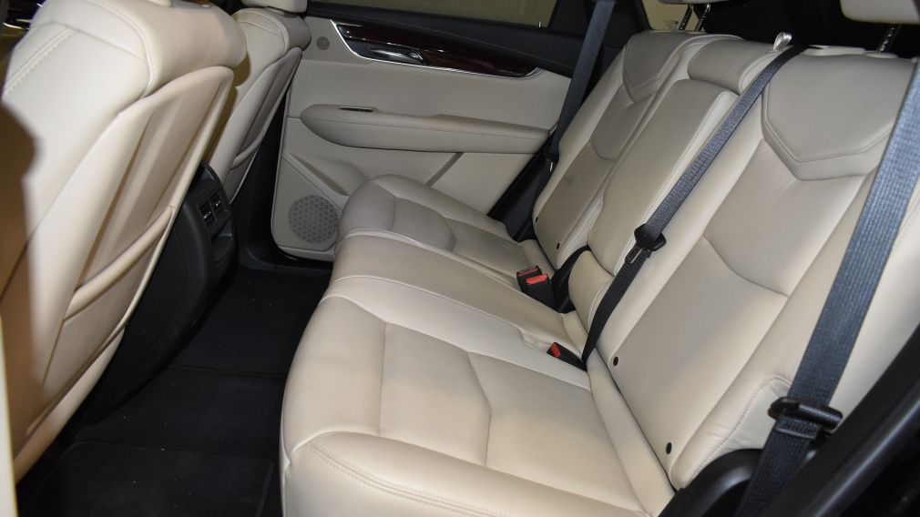 2017 Cadillac XT5 Luxury AWD #8