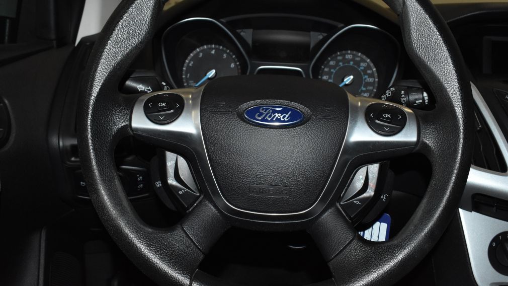 2013 Ford Focus SE #17