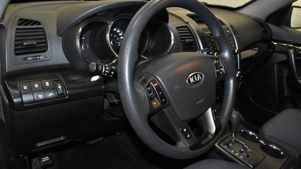 2012 Kia Sorento LX #10