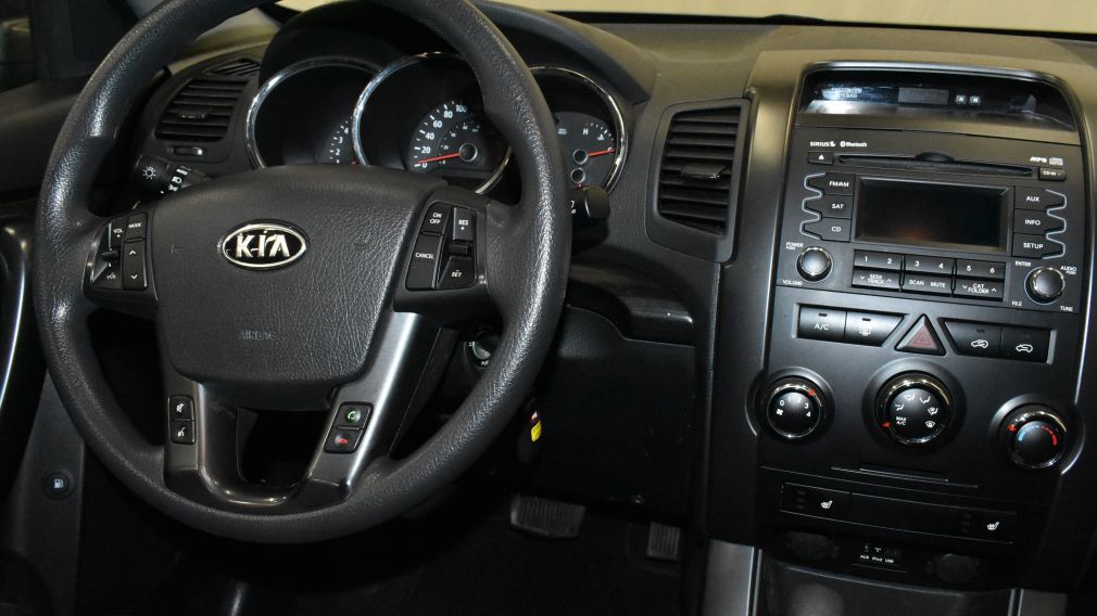 2012 Kia Sorento LX #12