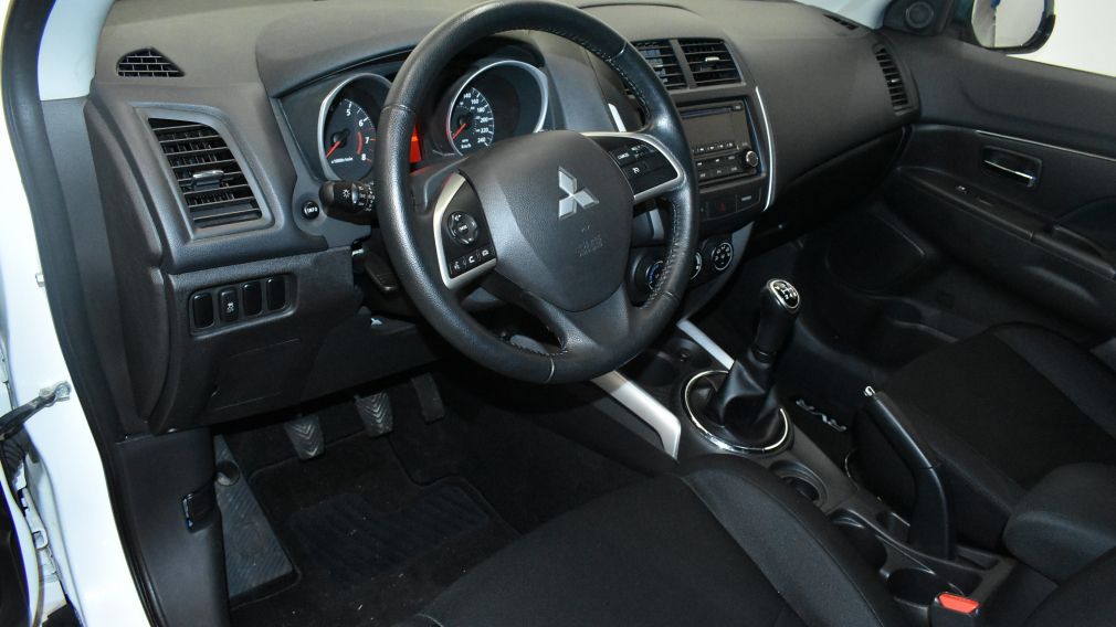 2014 Mitsubishi RVR SE #10