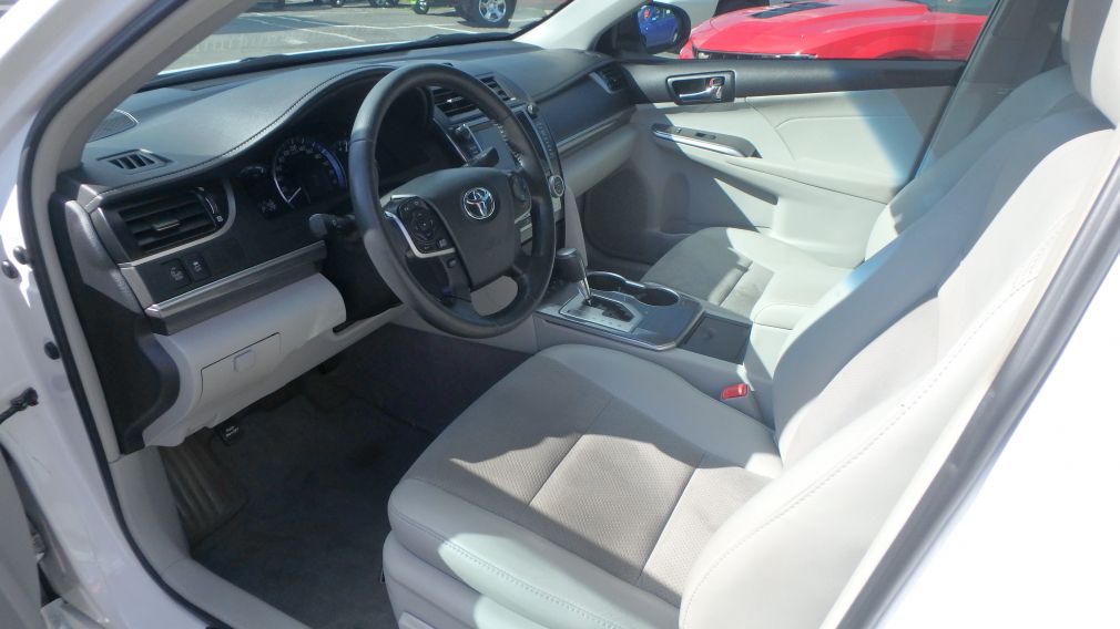 2013 Toyota Camry XLE #20