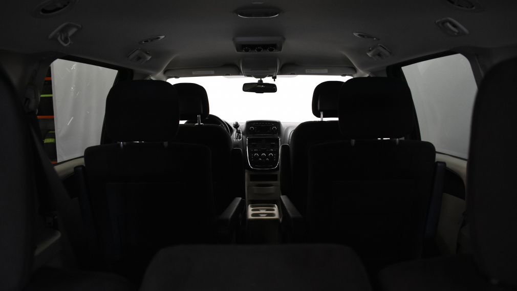 2011 Dodge GR Caravan SE #15