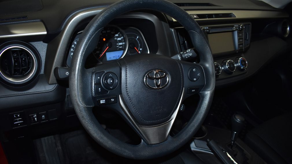 2015 Toyota Rav 4 LE #12