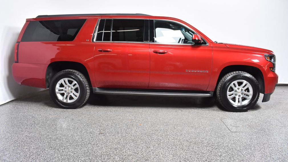 2015 Chevrolet Suburban LT #2