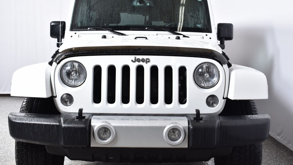 2014 Jeep Wrangler Unlimited Sahara #2