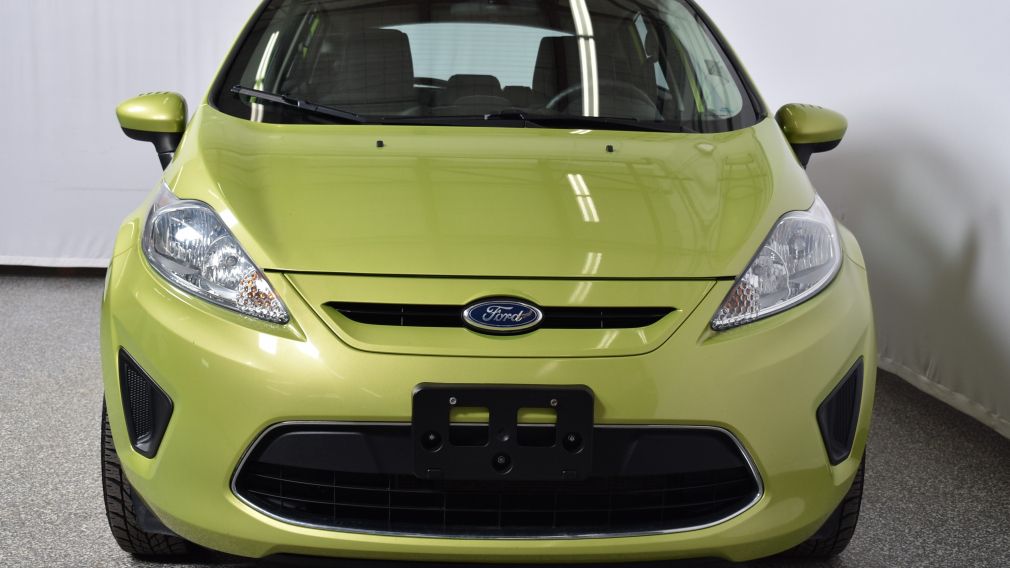 2012 Ford Fiesta SE #1