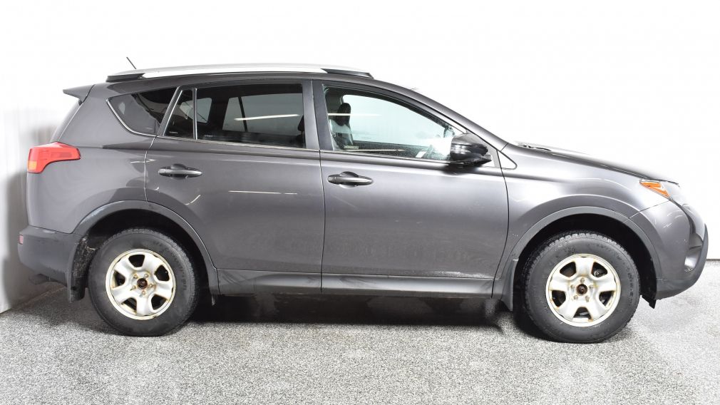 2015 Toyota Rav 4 XLE #3