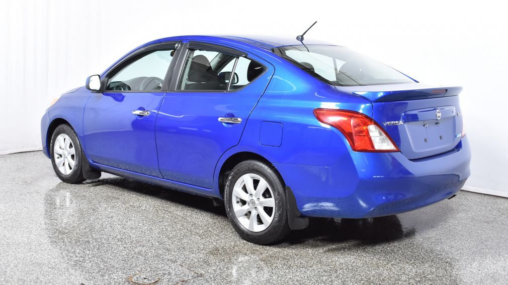 2013 Nissan Versa SV #3