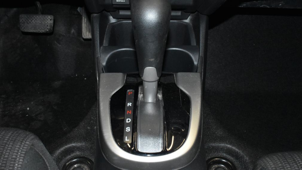 2015 Honda Fit LX #15