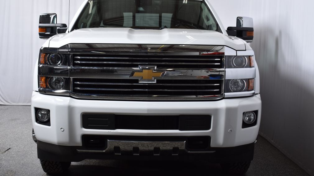 2016 Chevrolet Silverado 3500HD High Country #3