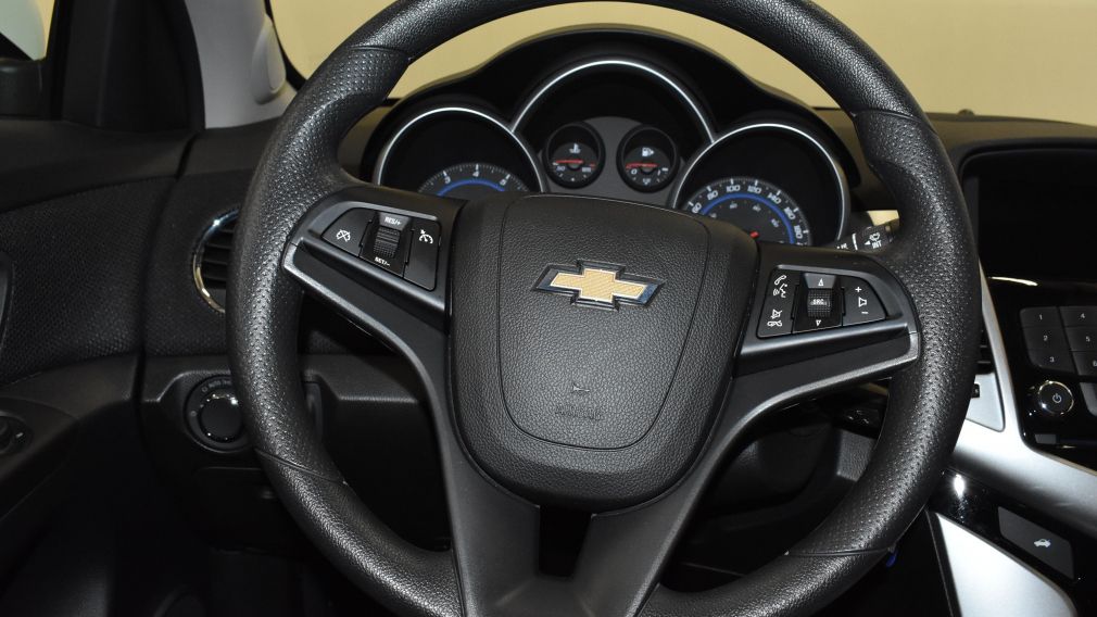 2015 Chevrolet Cruze 1LT #16