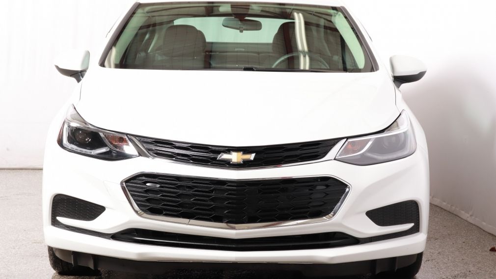 2017 Chevrolet Cruze LT #2