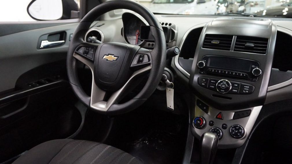 2014 Chevrolet Sonic LT #11