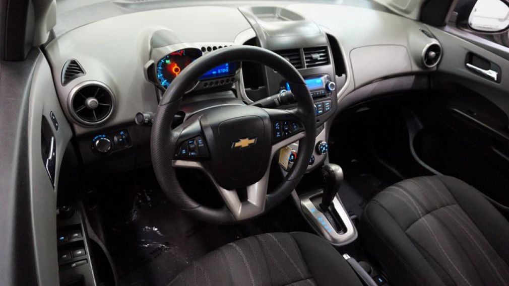 2014 Chevrolet Sonic LT #21