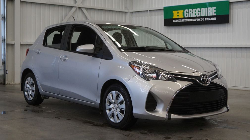 2015 Toyota Yaris LE #28