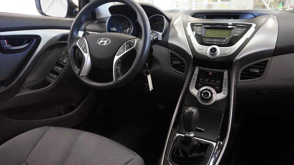 2012 Hyundai Elantra GL #12