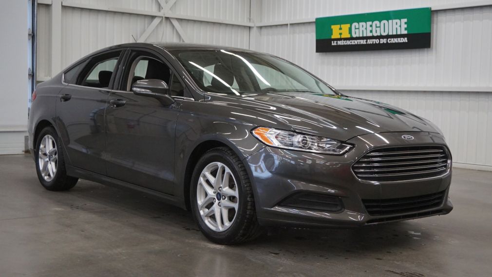 2016 Ford Fusion SE (caméra de recul) #31