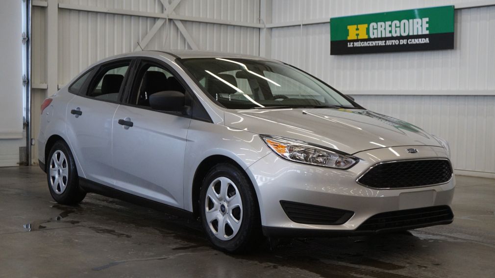 2015 Ford Focus S (caméra de recul) #28