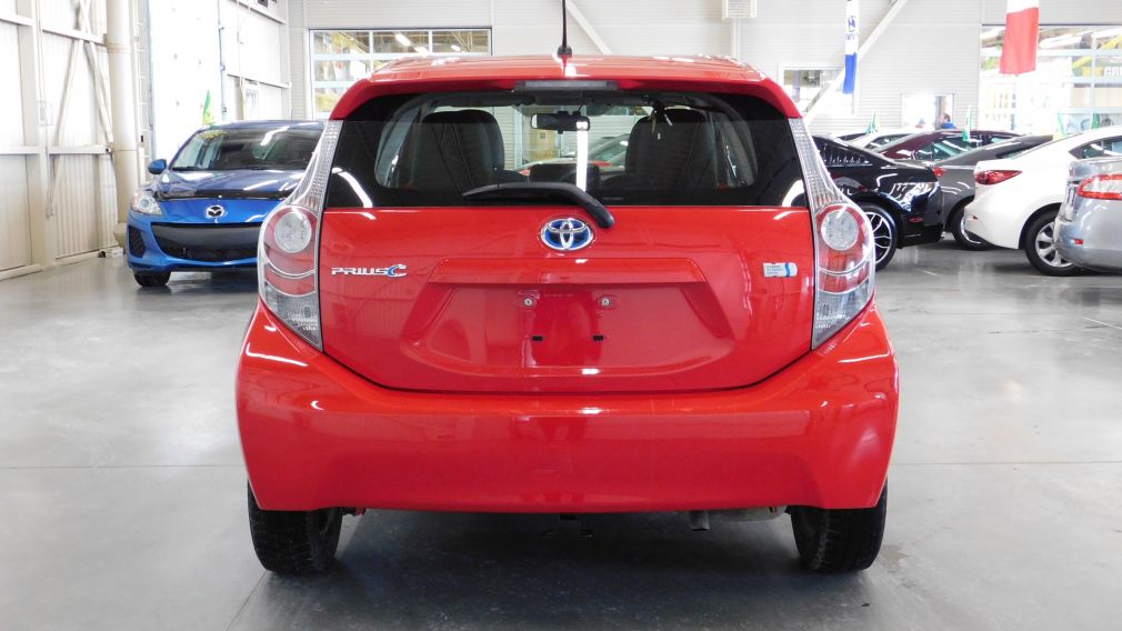 2012 Toyota Prius C #6