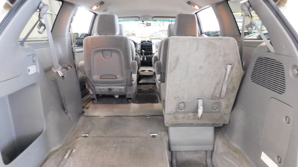 2009 Toyota Sienna CE 7 Places #23