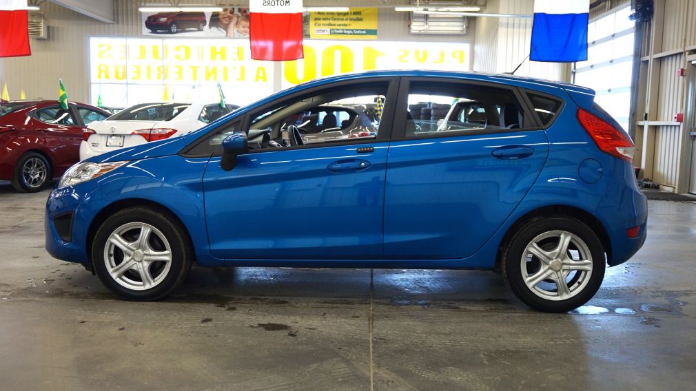 2012 Ford Fiesta SE #4