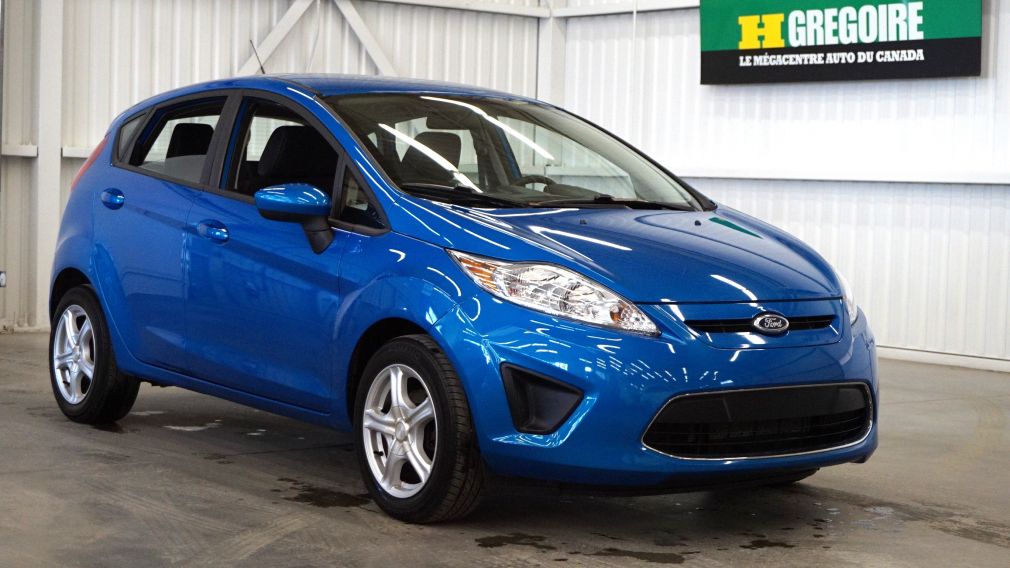 2012 Ford Fiesta SE #28