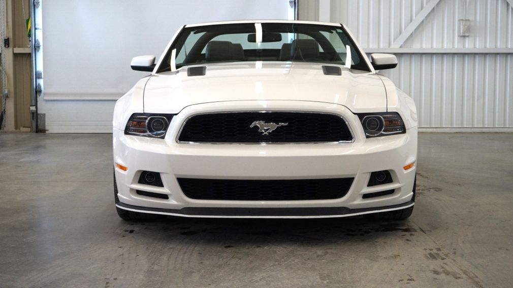 2013 Ford Mustang GT Cabriolet #2