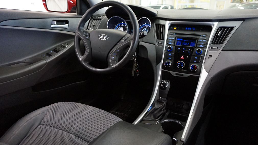 2014 Hyundai Sonata GL #10