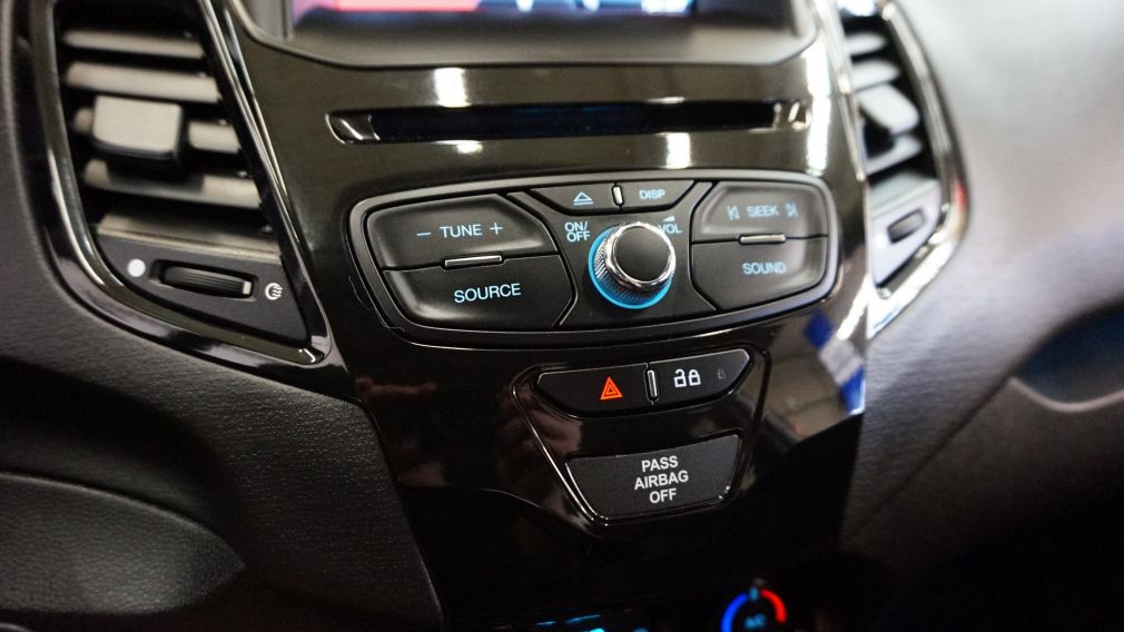 2014 Ford Fiesta SE #16