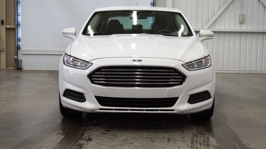 2016 Ford Fusion (caméra de recul) #1