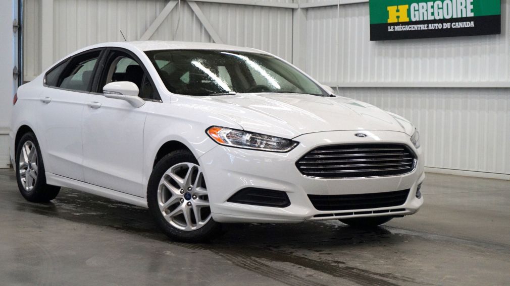 2016 Ford Fusion (caméra de recul) #0