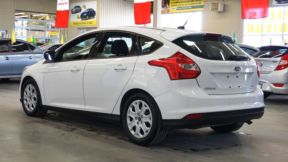 2014 Ford Focus SE #4