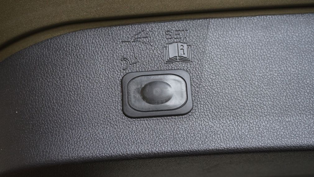 2013 Ford Escape SEL 4WD (cuir-toit pano-navi) #24