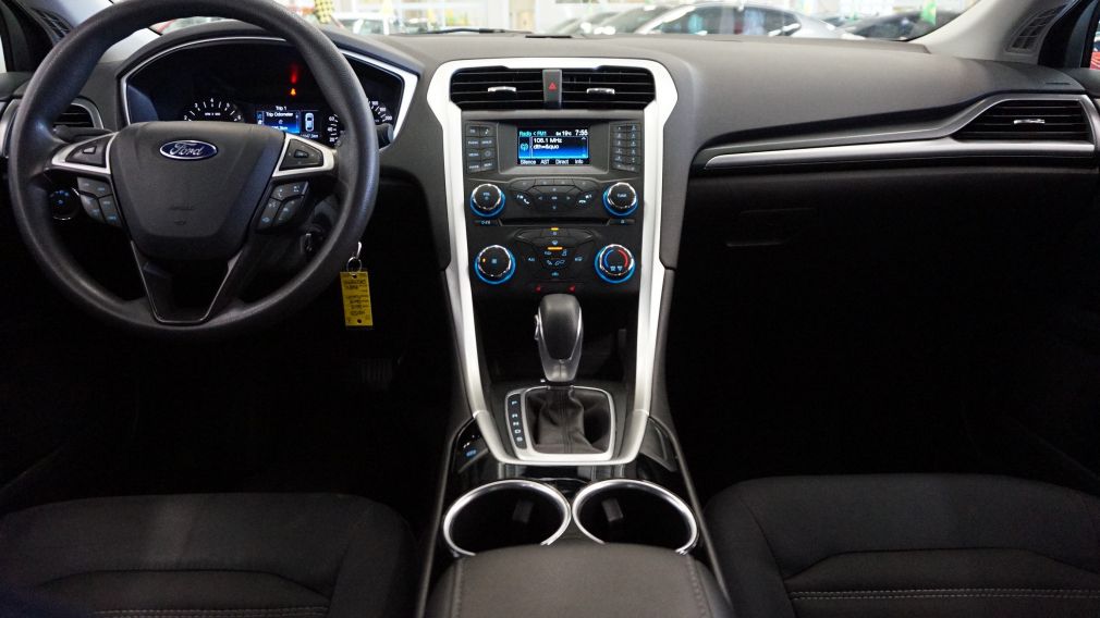 2013 Ford Fusion SE #10