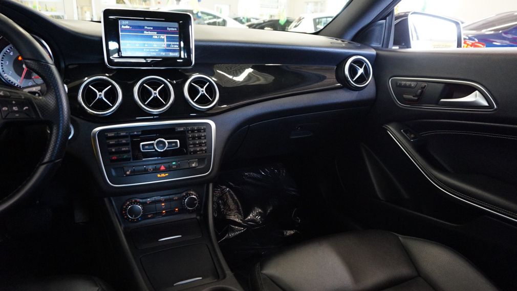 2014 Mercedes Benz CLA250 4Matic (cuir) #10