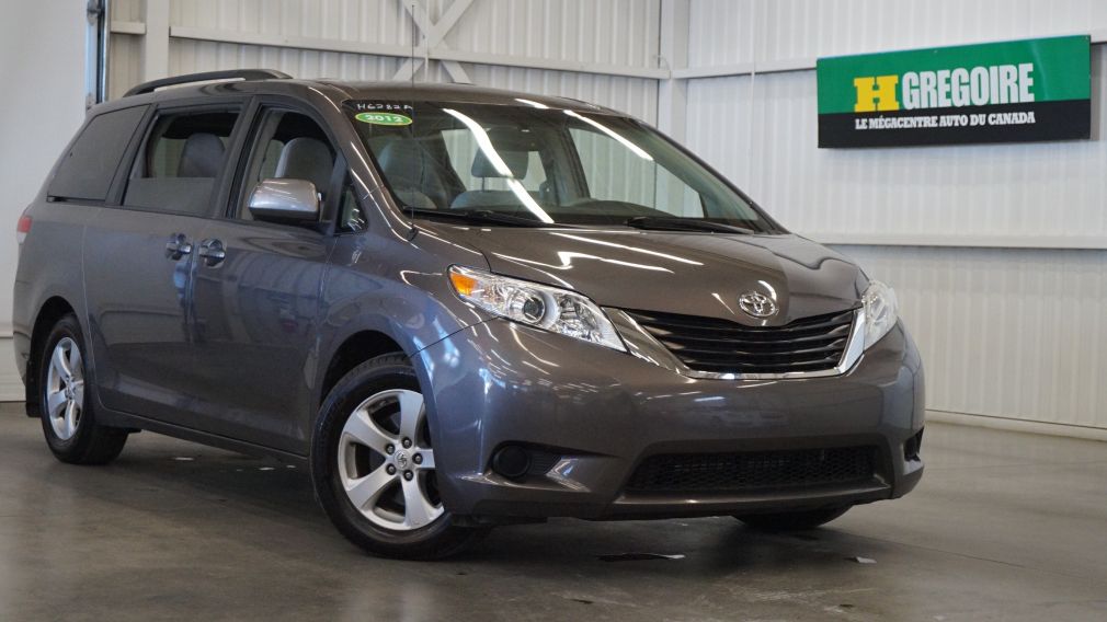 2012 Toyota Sienna LE (caméra-tv/dvd) #0